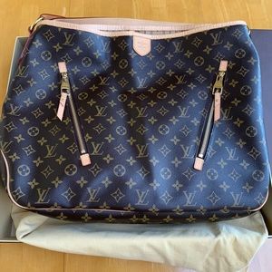 *100% Authentic* Louis Vuitton Delightful GM Bag